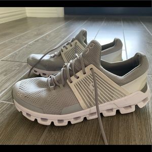 White On-Running Cloud Swift